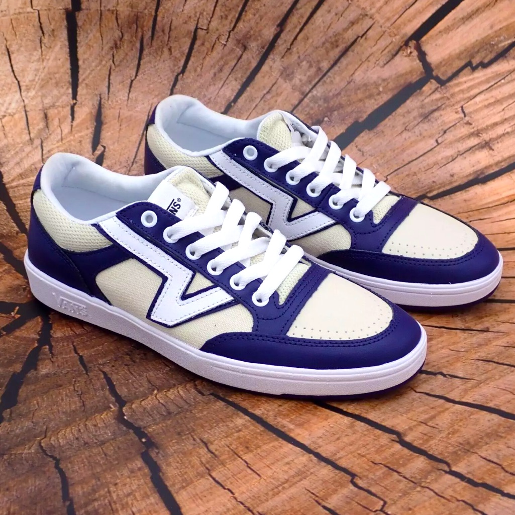 New Vans Comfycush Lowland Leather Canvas Shoes White Blue Men's 8.5 Womens 10